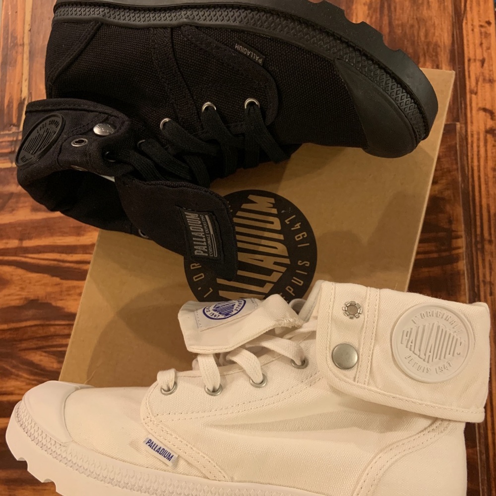 Palladium boots Women size 9. THEY ARE BRAND NEW.